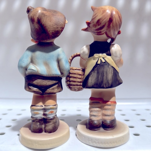 💙TM3 Pair Brother #95 and Sister #98 Hummel Goebel - Picture 4 of 7